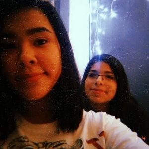 Meet your Posher, Lea